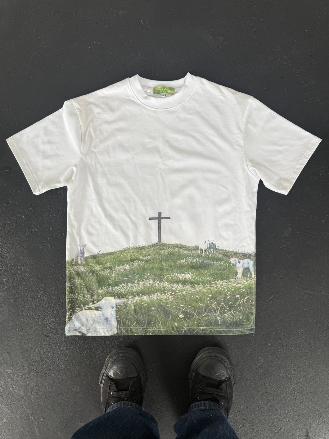 Hill Tee (PRE ORDER)